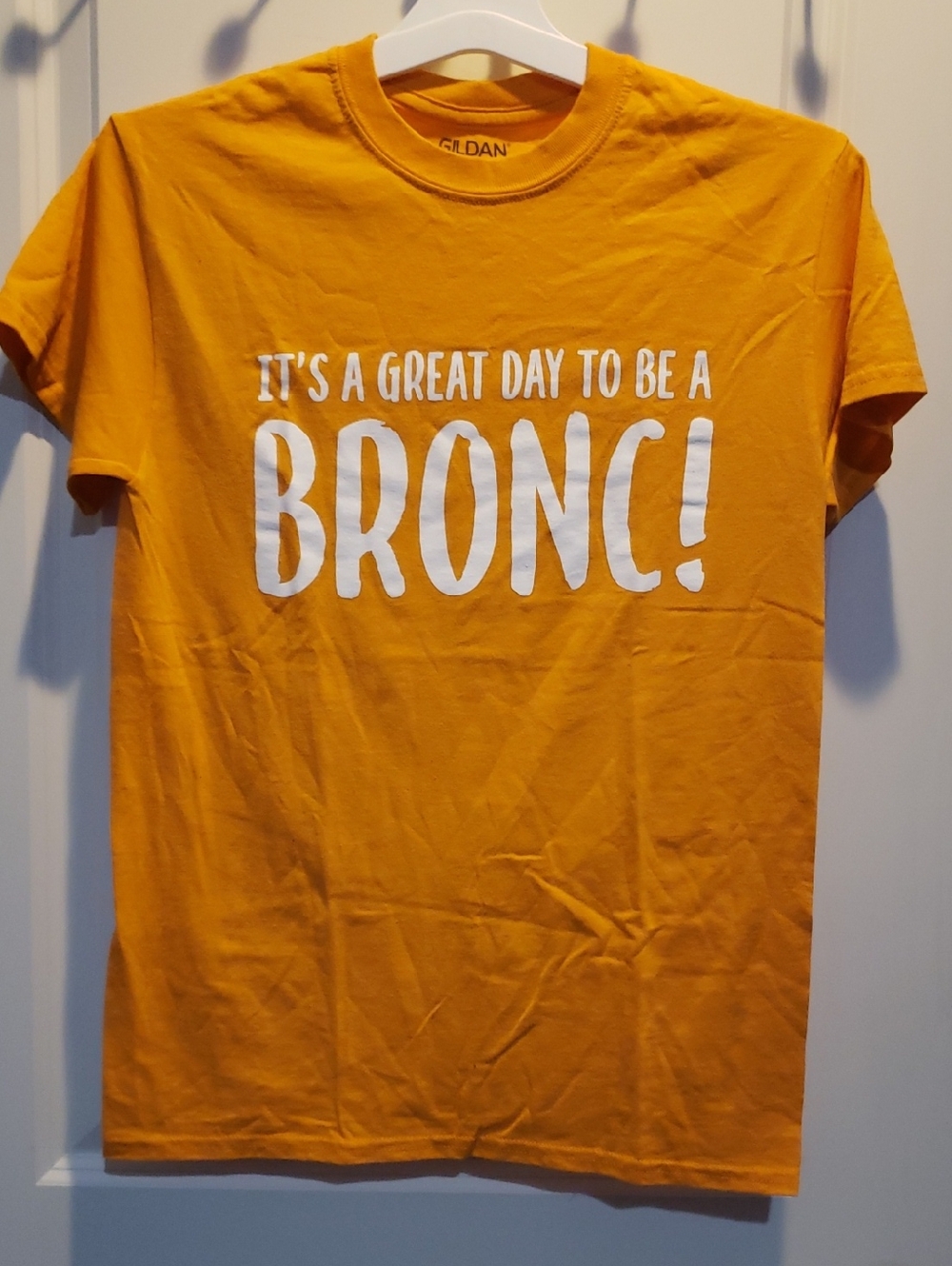 Rider University 'BRONC!' Graphic Tee